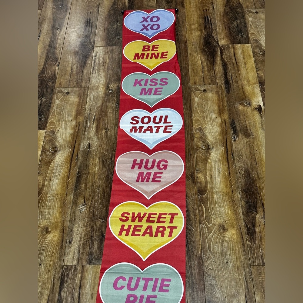 Heart banner decor